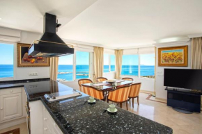 Estepona Luxury Seafront Penthouse with Parking